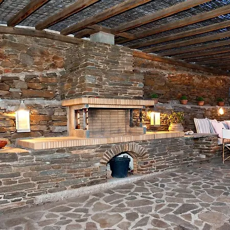 Aenaos Tinos